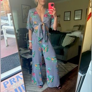 Floral Tie Front Jumpsuit - Socialite - size Small
